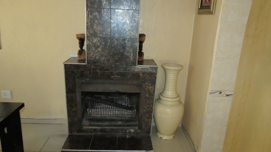 3 Bedroom Property for Sale in Kagiso Gauteng