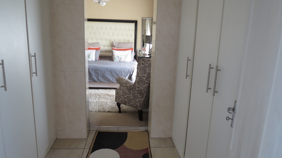 3 Bedroom Property for Sale in Kagiso Gauteng