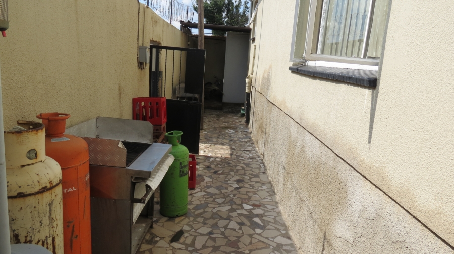 3 Bedroom Property for Sale in Kagiso Gauteng