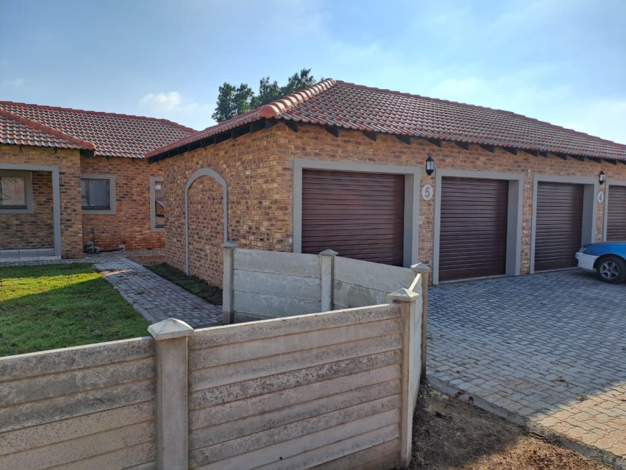 To Let 3 Bedroom Property for Rent in Riversdale Gauteng