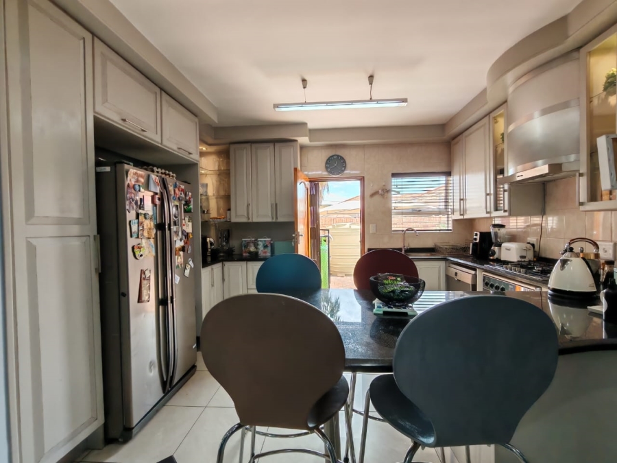 3 Bedroom Property for Sale in Three Rivers Gauteng