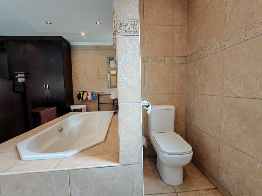 3 Bedroom Property for Sale in Three Rivers Gauteng