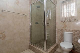 6 Bedroom Property for Sale in Edleen Gauteng