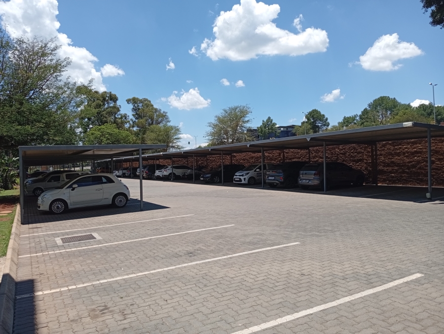 To Let 2 Bedroom Property for Rent in Die Wilgers Gauteng