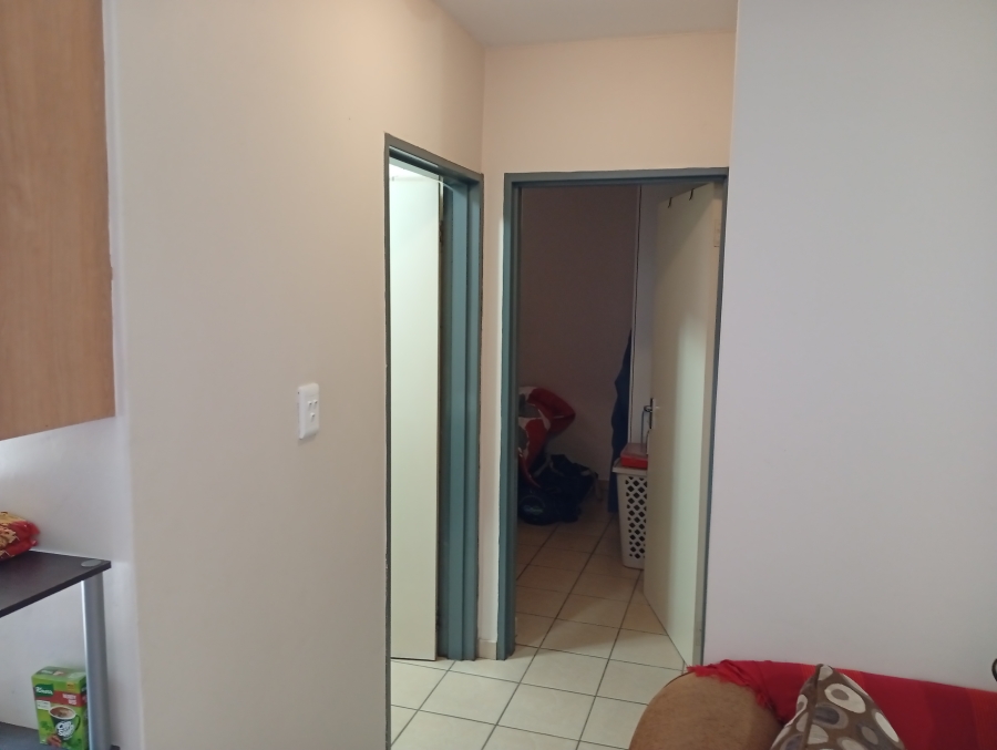 To Let 2 Bedroom Property for Rent in Die Wilgers Gauteng