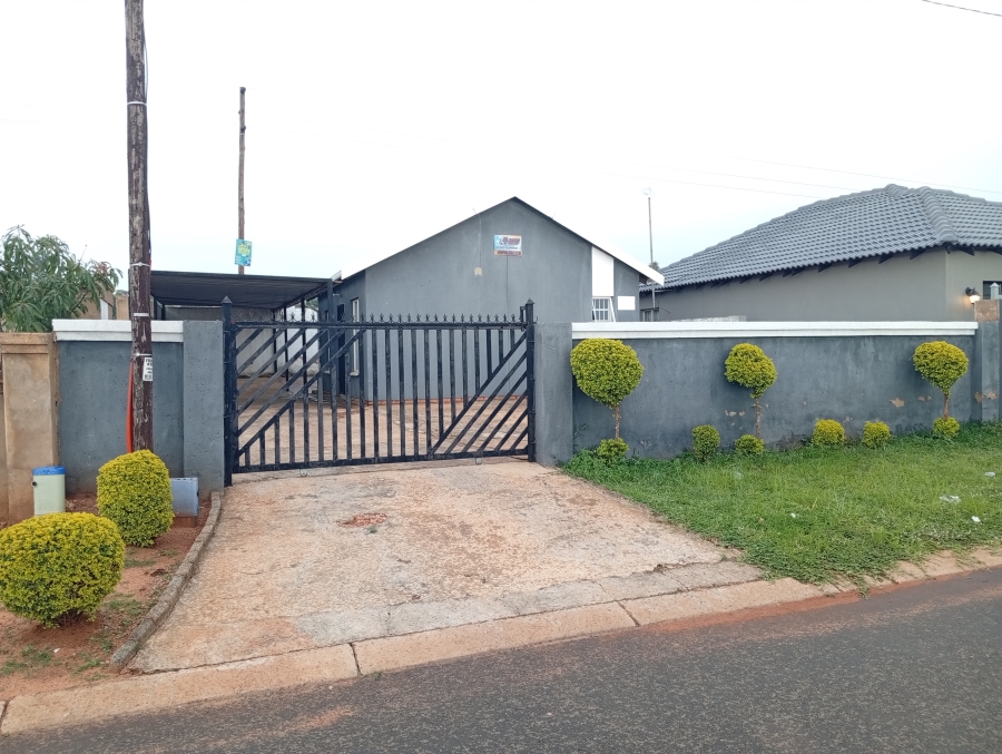 2 Bedroom Property for Sale in Mahube Valley Gauteng