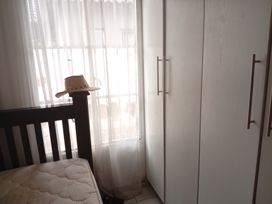 2 Bedroom Property for Sale in Mahube Valley Gauteng