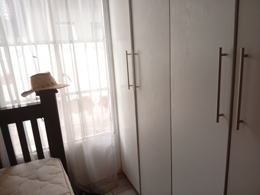 2 Bedroom Property for Sale in Mahube Valley Gauteng