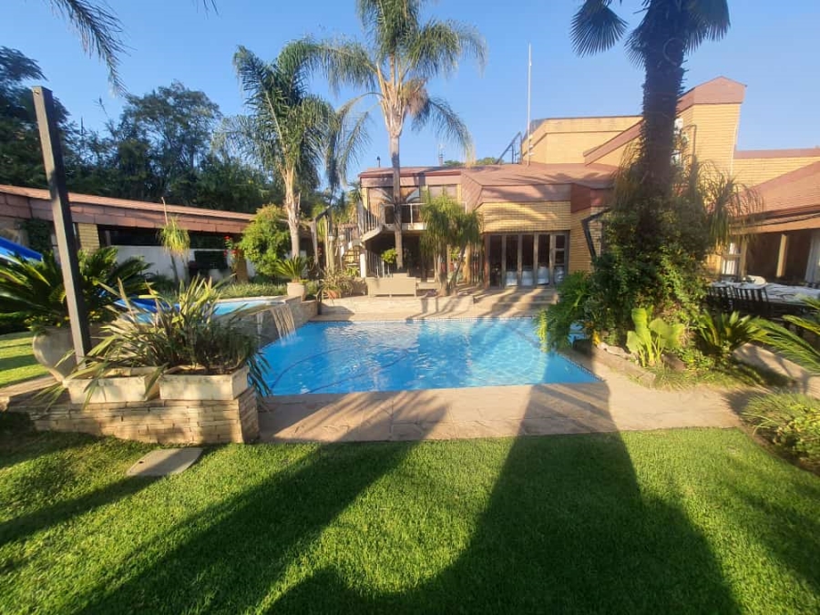 5 Bedroom Property for Sale in Vanderbijlpark SW 5 Gauteng