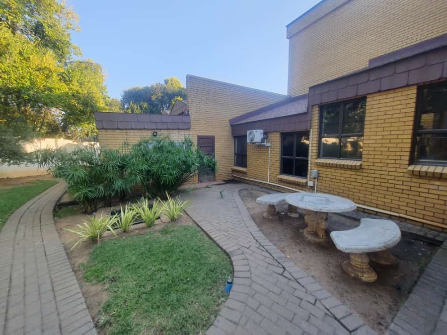 5 Bedroom Property for Sale in Vanderbijlpark SW 5 Gauteng