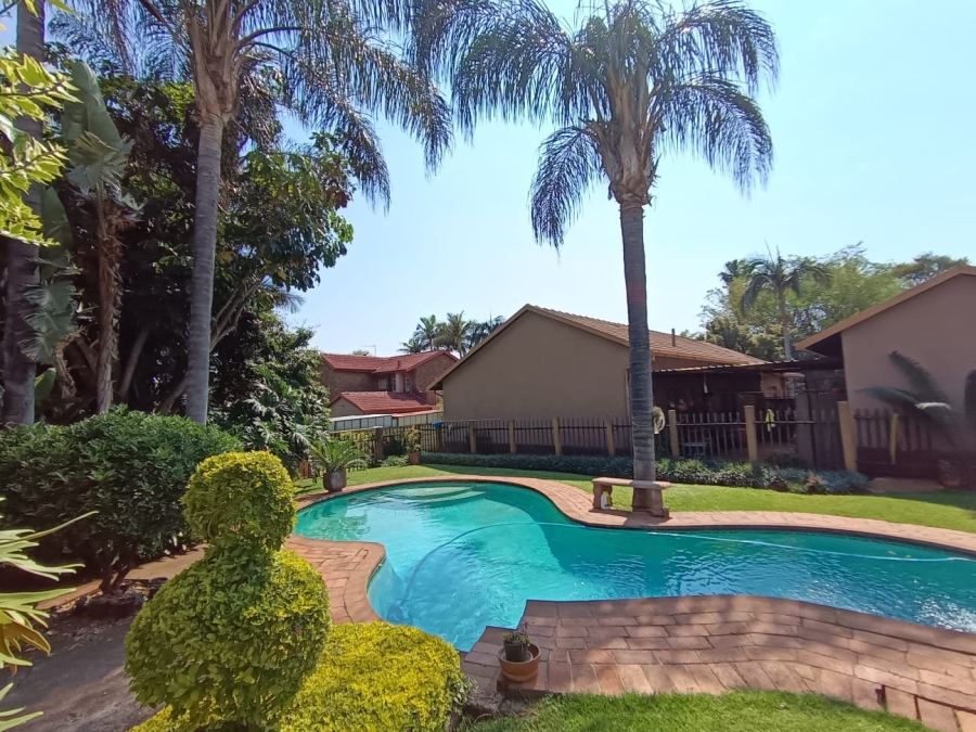 3 Bedroom Property for Sale in Magalieskruin Gauteng