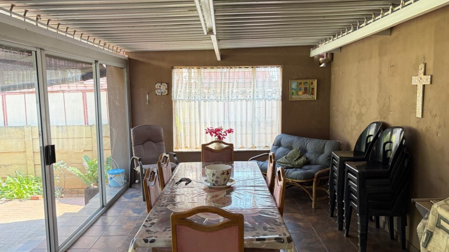 3 Bedroom Property for Sale in Magalieskruin Gauteng