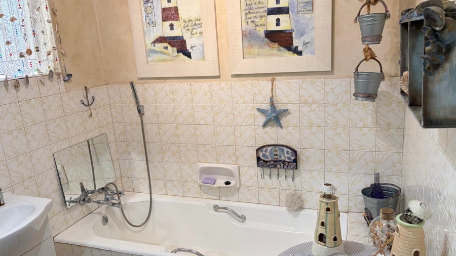 3 Bedroom Property for Sale in Magalieskruin Gauteng