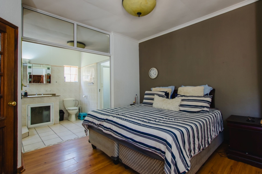 3 Bedroom Property for Sale in Faerie Glen Gauteng