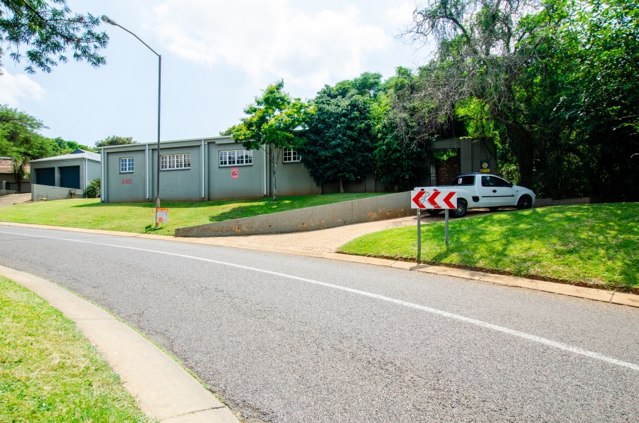 3 Bedroom Property for Sale in Faerie Glen Gauteng