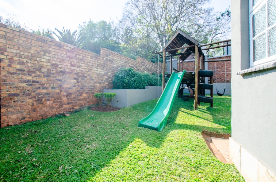 3 Bedroom Property for Sale in Faerie Glen Gauteng