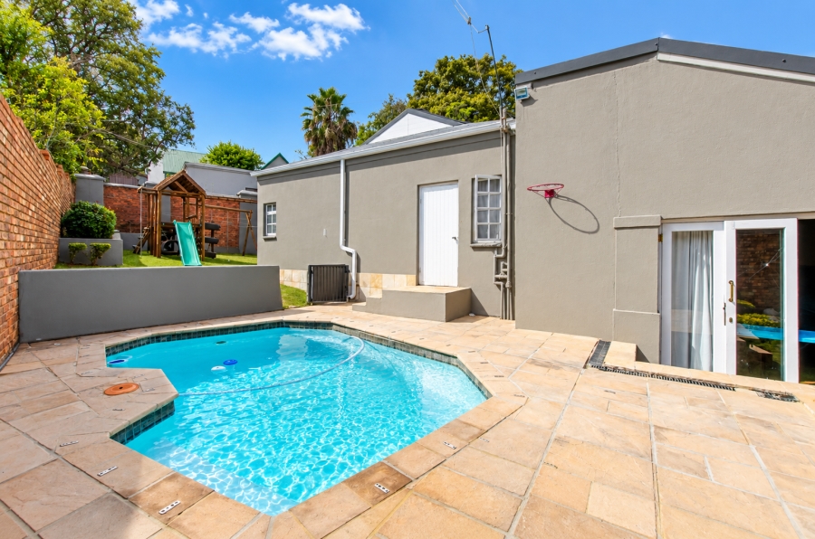 3 Bedroom Property for Sale in Faerie Glen Gauteng