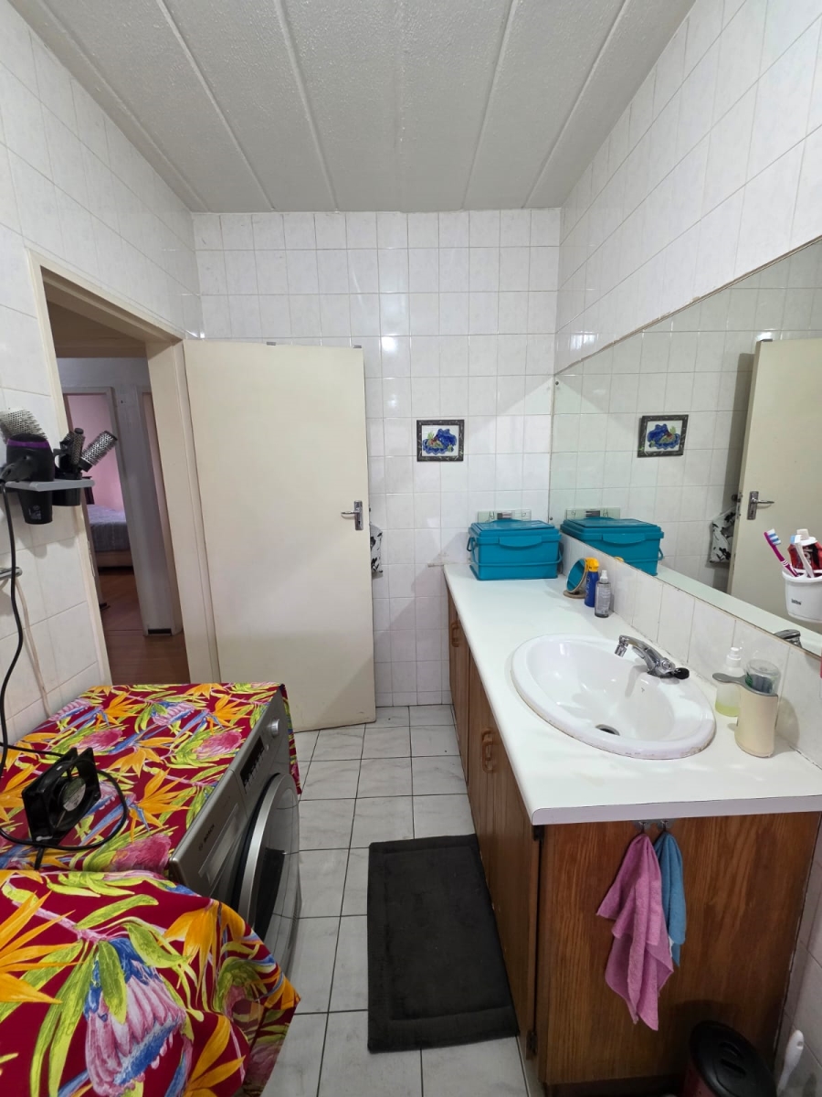 2 Bedroom Property for Sale in Vanderbijlpark CE 3 Gauteng