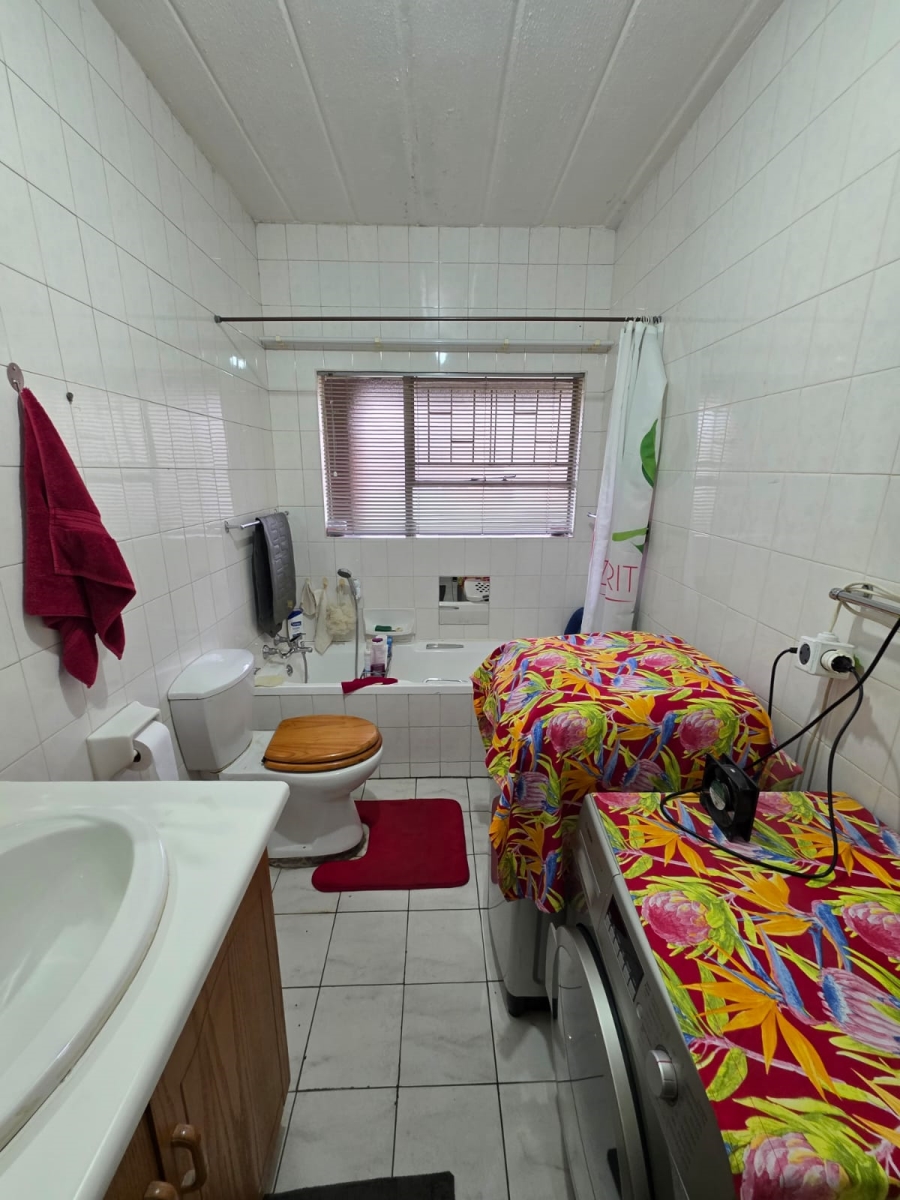 2 Bedroom Property for Sale in Vanderbijlpark CE 3 Gauteng