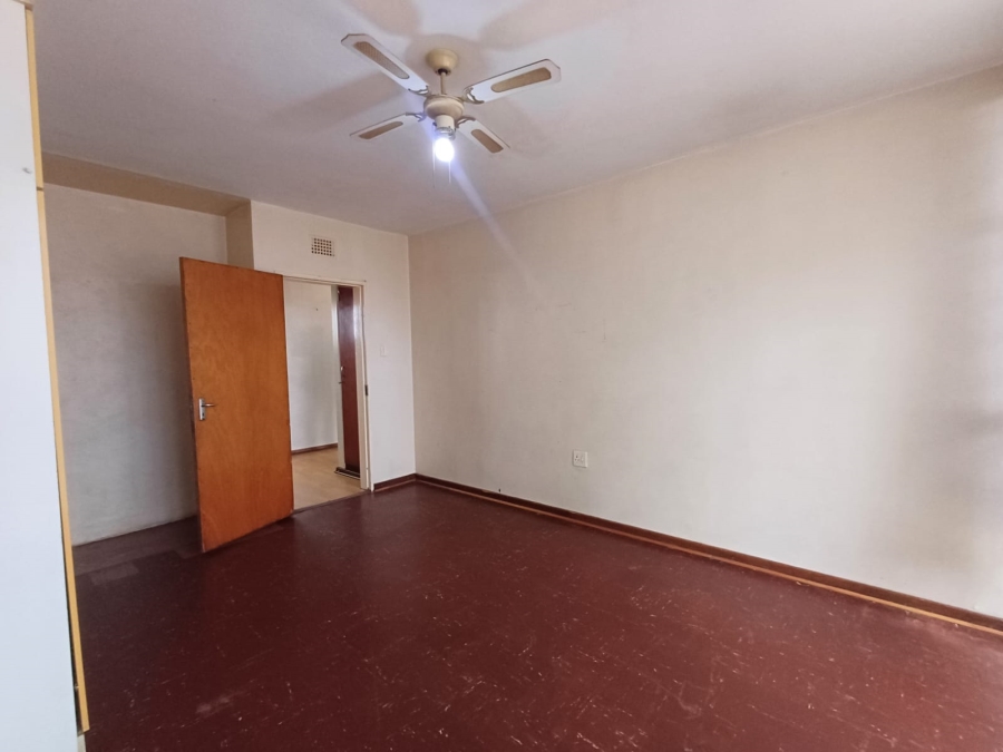 1 Bedroom Property for Sale in Casseldale Gauteng