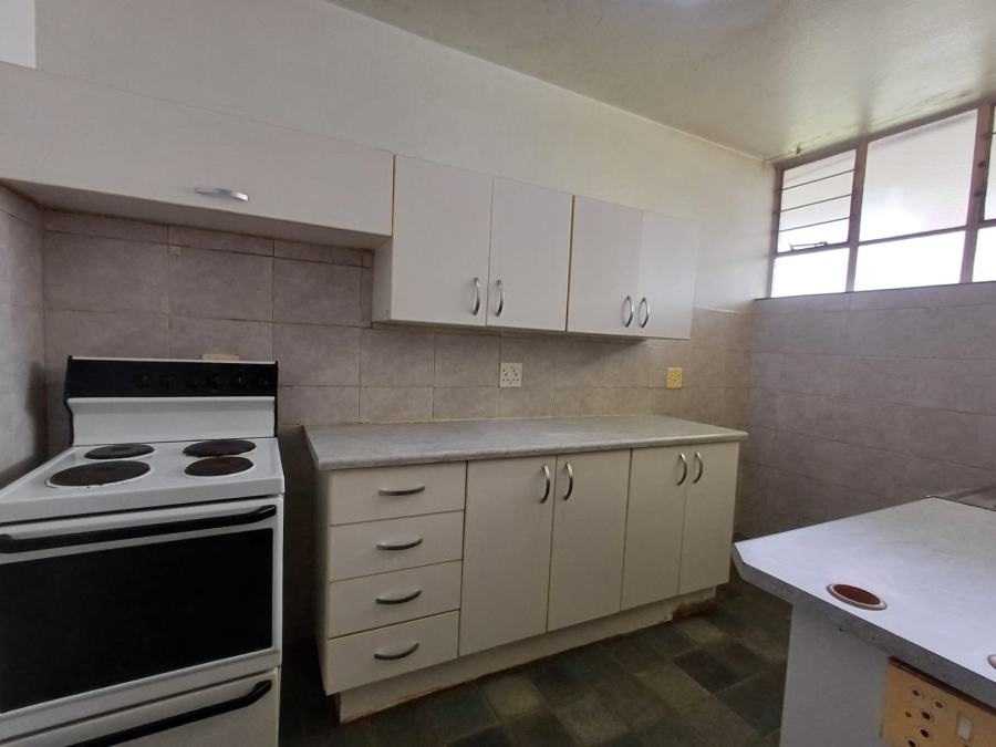1 Bedroom Property for Sale in Casseldale Gauteng