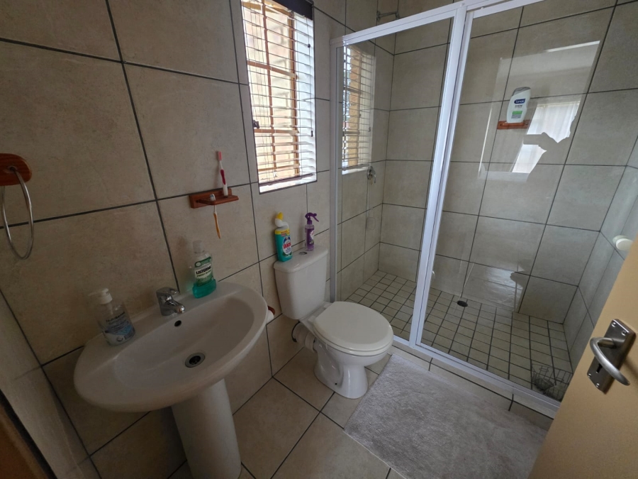 To Let 3 Bedroom Property for Rent in Vanderbijlpark SW 5 Gauteng