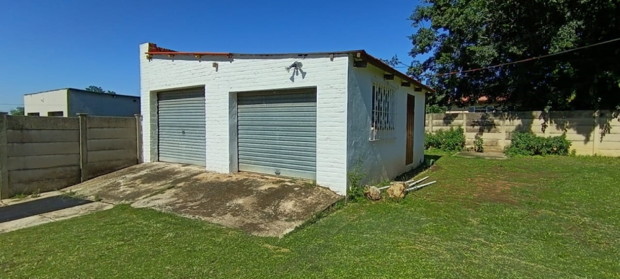 3 Bedroom Property for Sale in Noycedale Gauteng