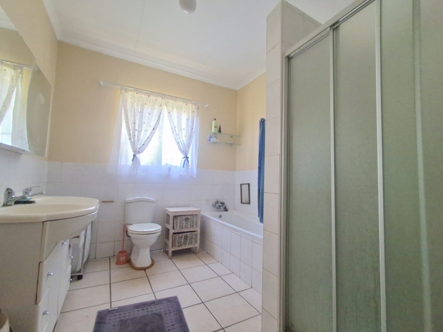 2 Bedroom Property for Sale in Henley on Klip Gauteng