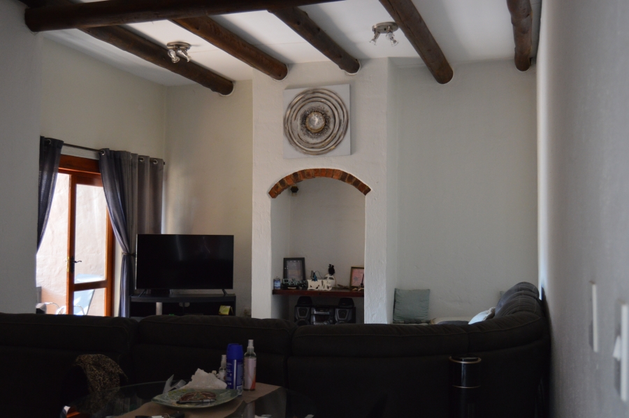 To Let 2 Bedroom Property for Rent in North Riding Gauteng