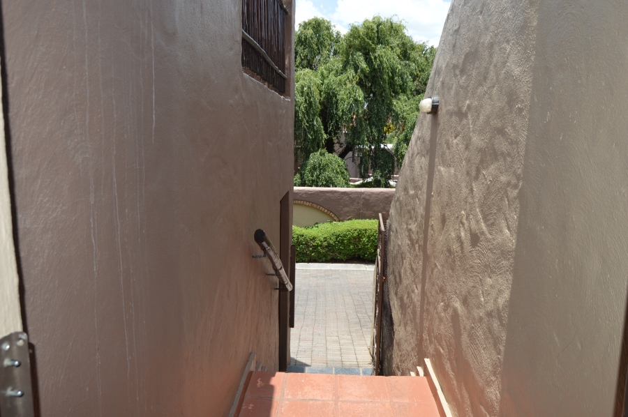 To Let 2 Bedroom Property for Rent in North Riding Gauteng