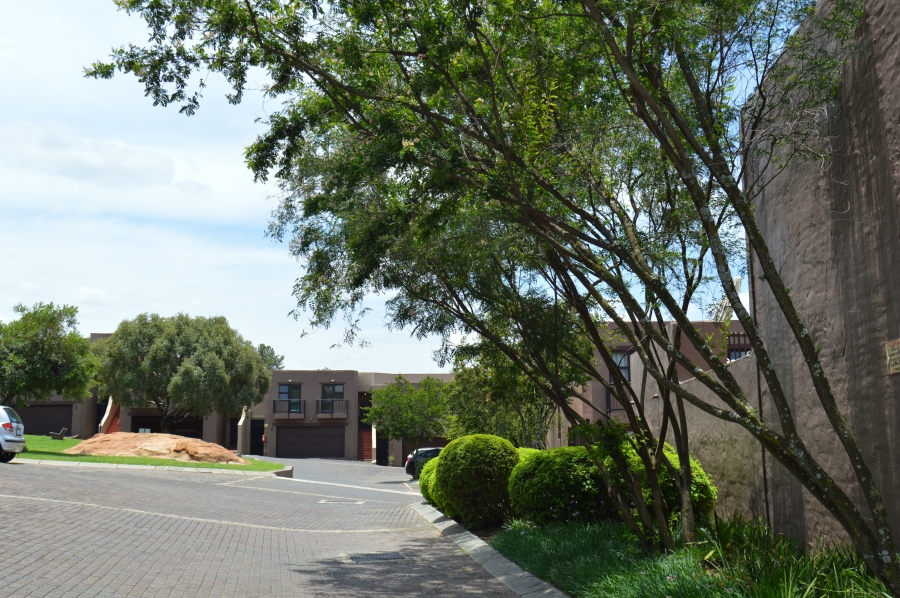 To Let 2 Bedroom Property for Rent in North Riding Gauteng