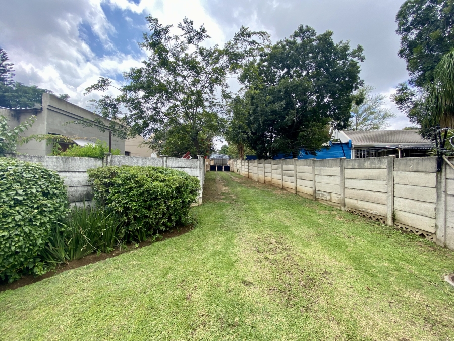 4 Bedroom Property for Sale in Bloubosrand Gauteng