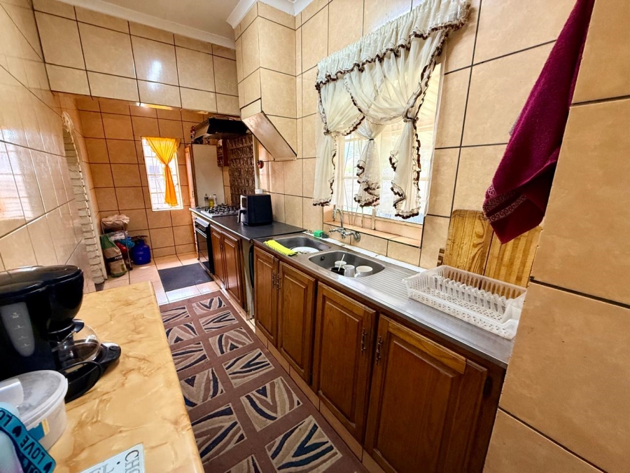 2 Bedroom Property for Sale in Rothdene Gauteng