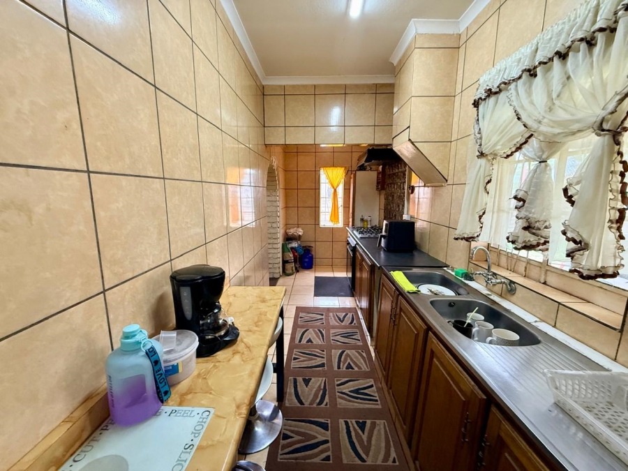 2 Bedroom Property for Sale in Rothdene Gauteng