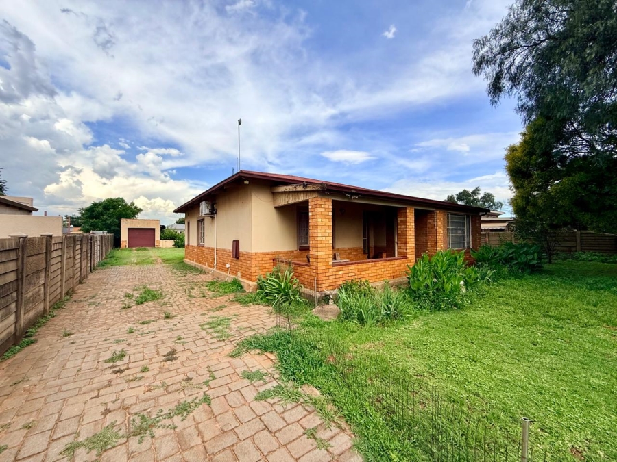 2 Bedroom Property for Sale in Rothdene Gauteng