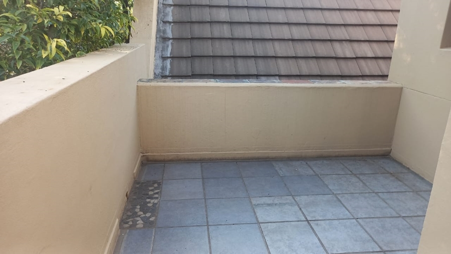 To Let 1 Bedroom Property for Rent in Bedfordview Gauteng
