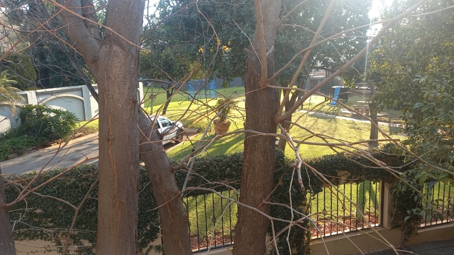 To Let 1 Bedroom Property for Rent in Bedfordview Gauteng