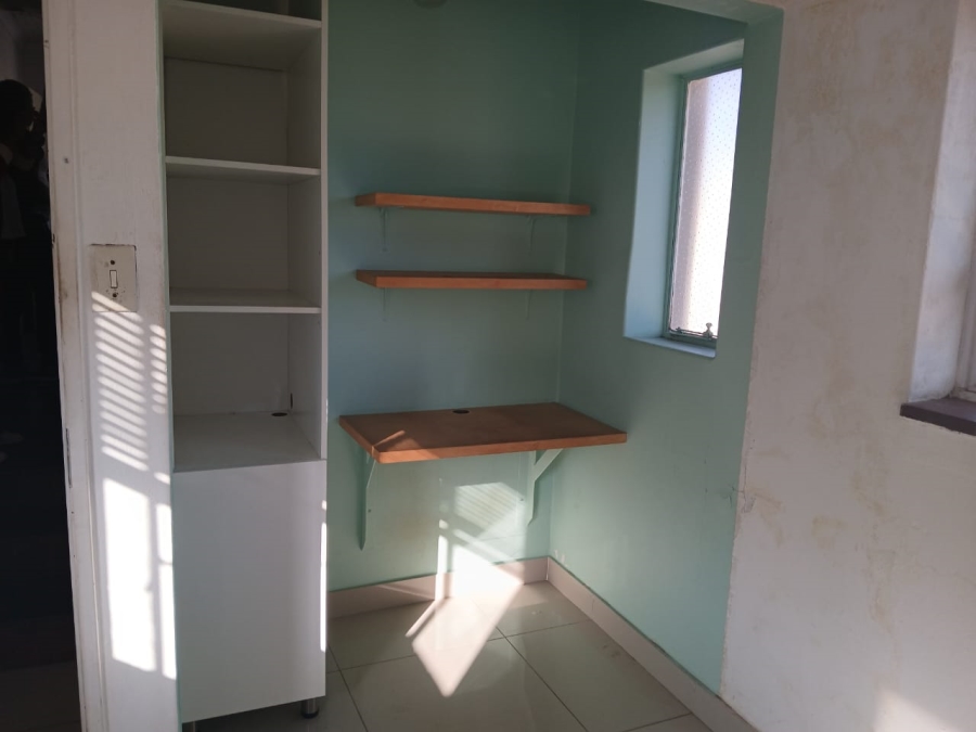 To Let 2 Bedroom Property for Rent in Cyrildene Gauteng