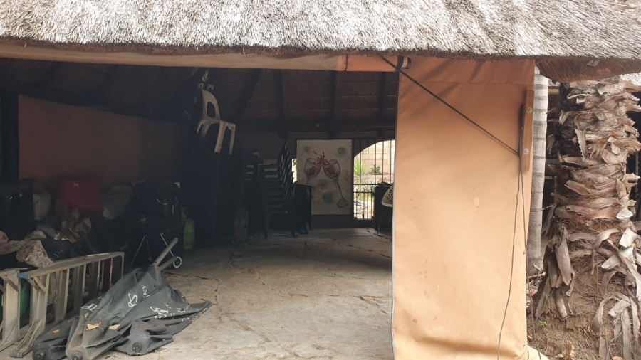 5 Bedroom Property for Sale in Brackendowns Gauteng