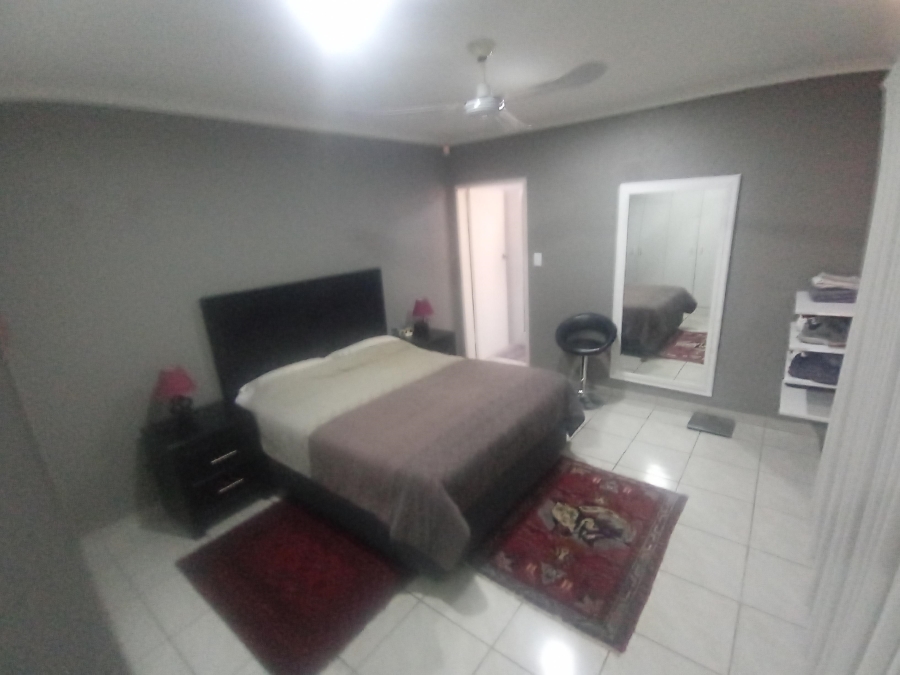 3 Bedroom Property for Sale in Glenvista Gauteng