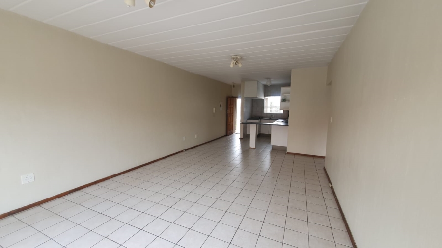 2 Bedroom Property for Sale in New Redruth Gauteng