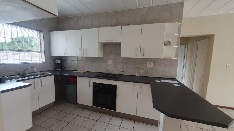 2 Bedroom Property for Sale in New Redruth Gauteng