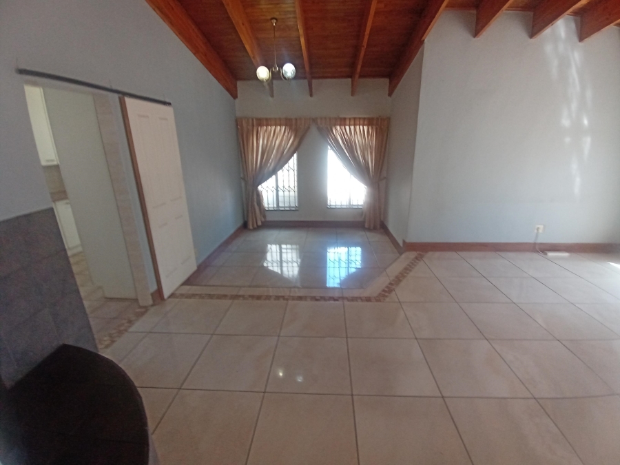 4 Bedroom Property for Sale in Brackenhurst Gauteng