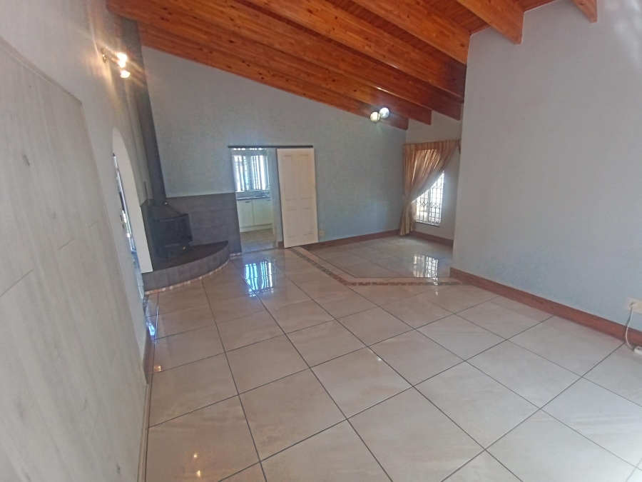 4 Bedroom Property for Sale in Brackenhurst Gauteng