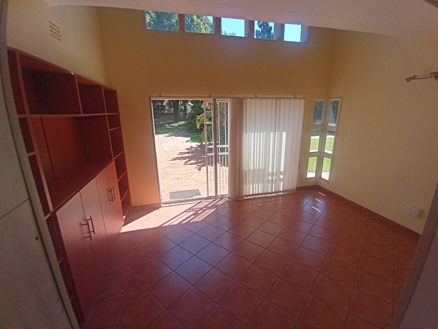 4 Bedroom Property for Sale in Brackenhurst Gauteng