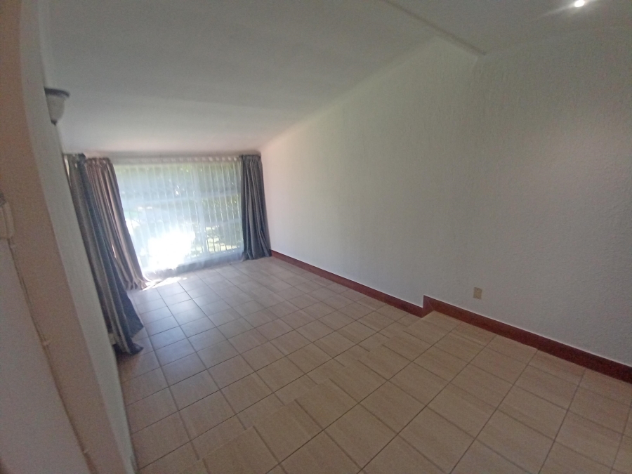 4 Bedroom Property for Sale in Brackenhurst Gauteng