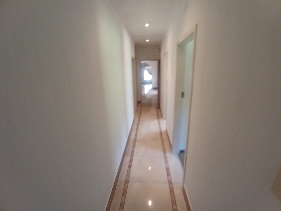 4 Bedroom Property for Sale in Brackenhurst Gauteng