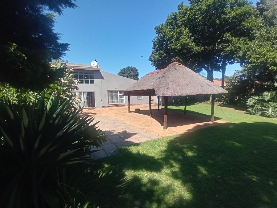 4 Bedroom Property for Sale in Brackenhurst Gauteng