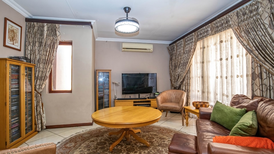 4 Bedroom Property for Sale in Irene View Estate Gauteng