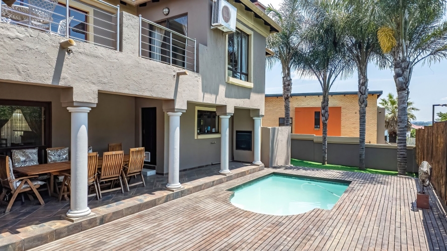 4 Bedroom Property for Sale in Irene View Estate Gauteng